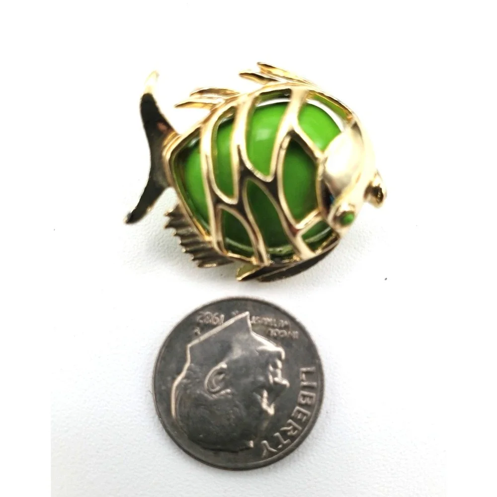 Vintage Green Enameled Angel Fish Pin Brooch  Gold Tone